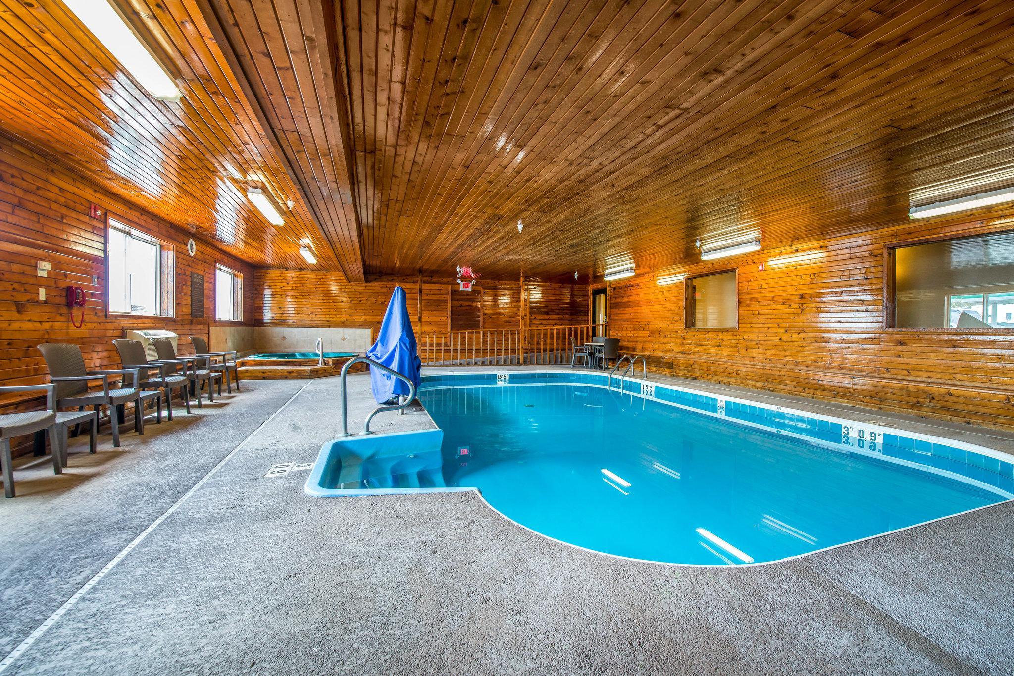 Comfort Inn & Suites Hays I-70 Екстер'єр фото