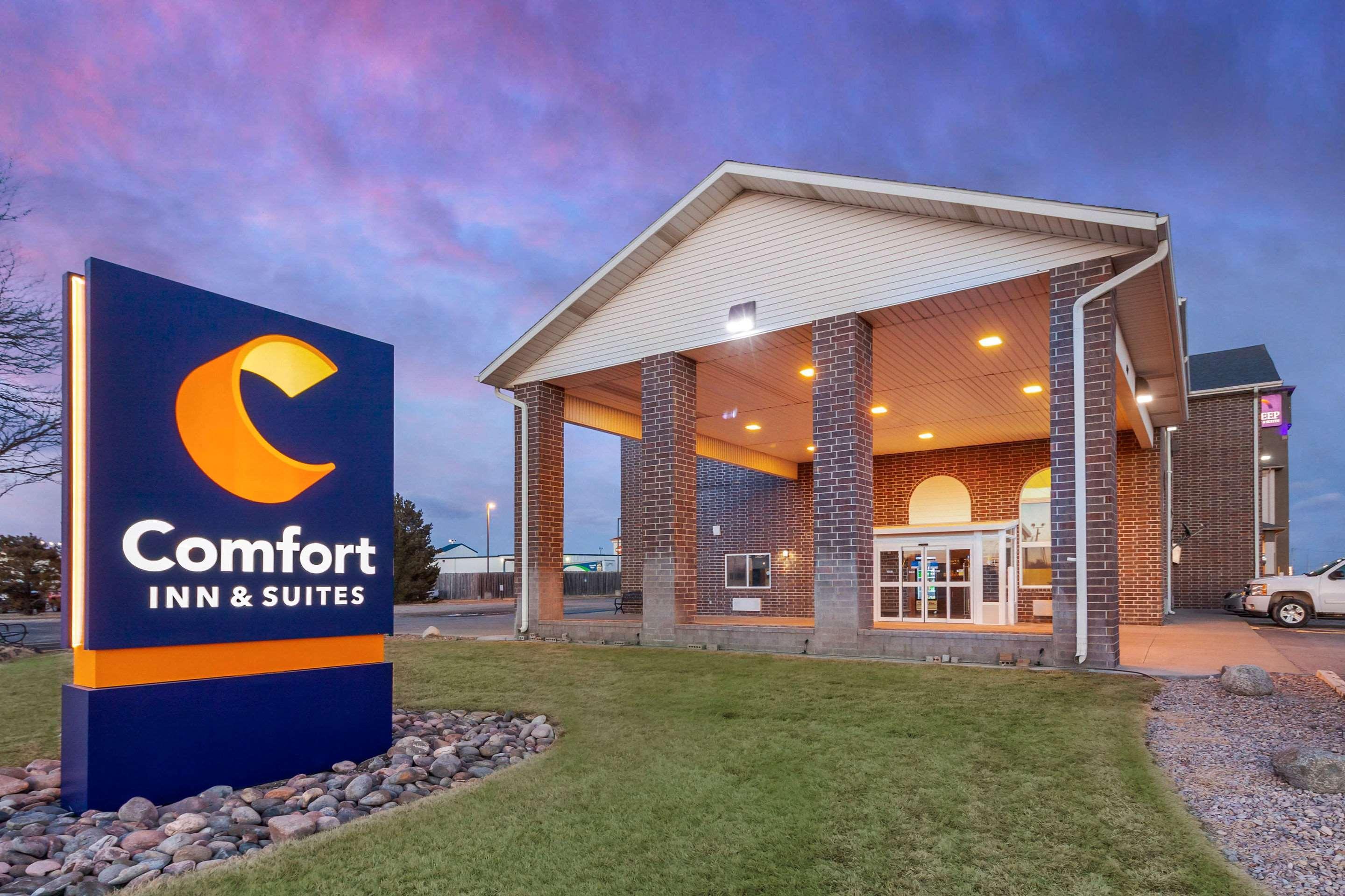 Comfort Inn & Suites Hays I-70 Екстер'єр фото