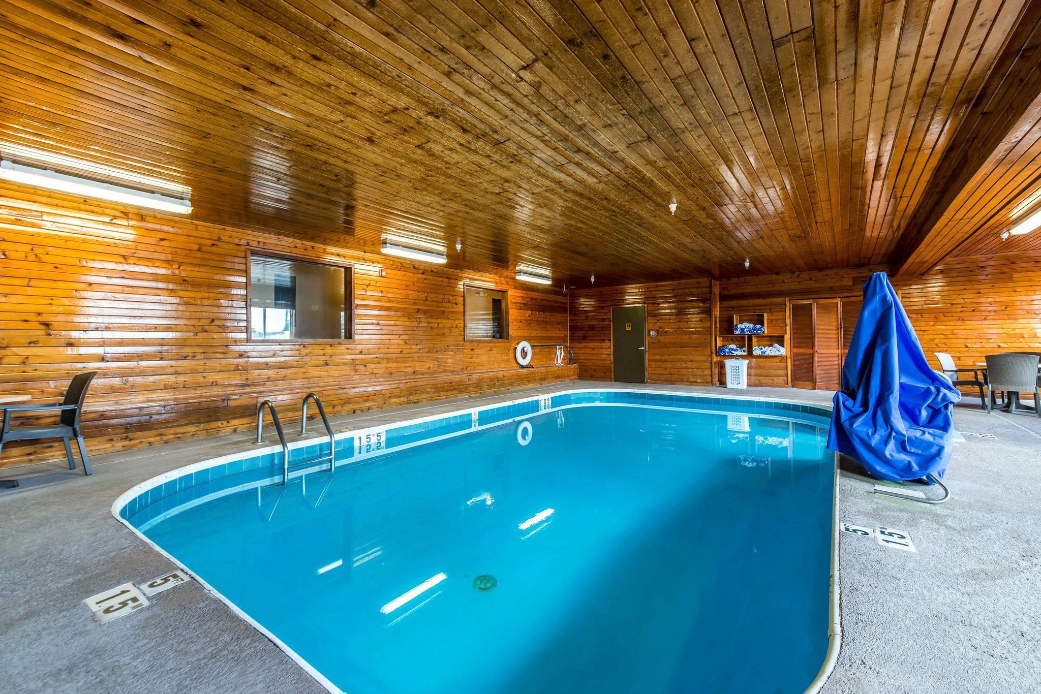 Comfort Inn & Suites Hays I-70 Екстер'єр фото